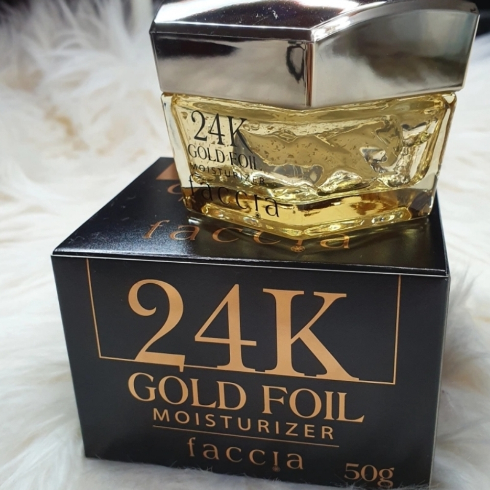 New Faccia 24k Gold Foil Moisturizer